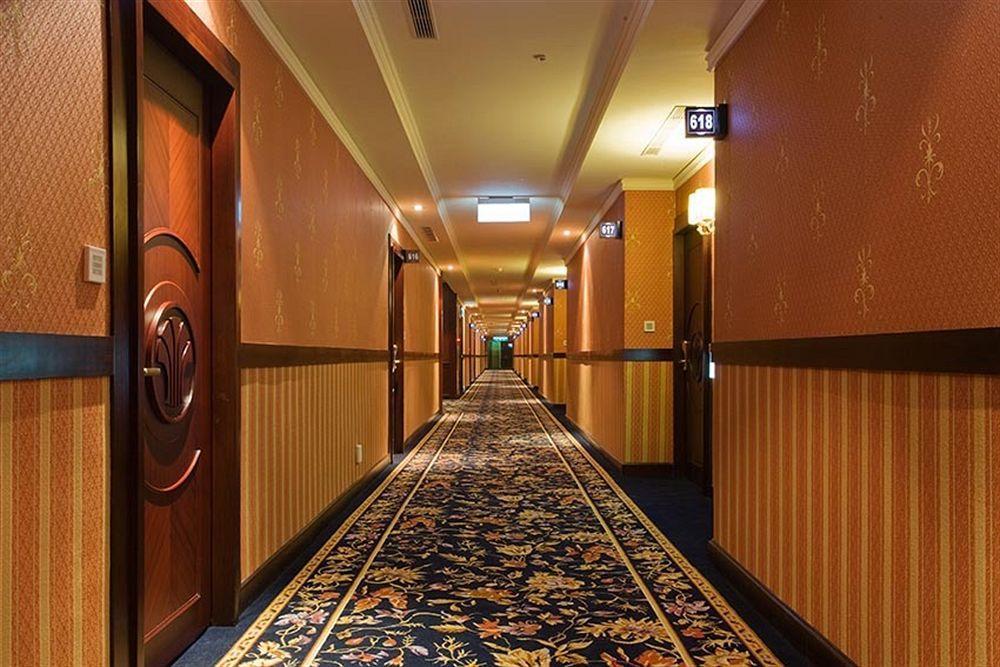 Capital Hotel Dazhi Taipei Exterior photo